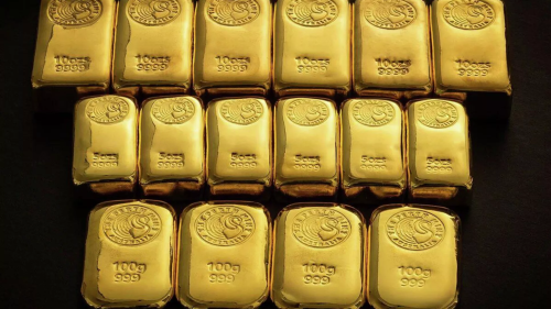 Золото в ЧТВ стабильно в ожидании американо-иранских переговоров